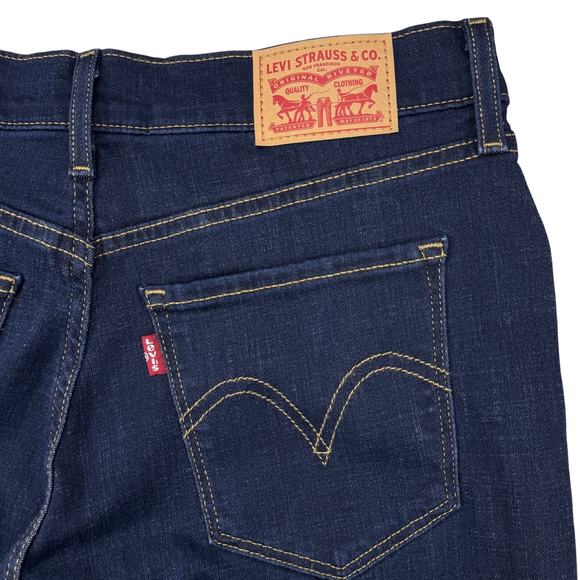LEVI'S Classic Straight Fit Women's Jeans Sz 6 W28 X L30 - Picture 8 of 8